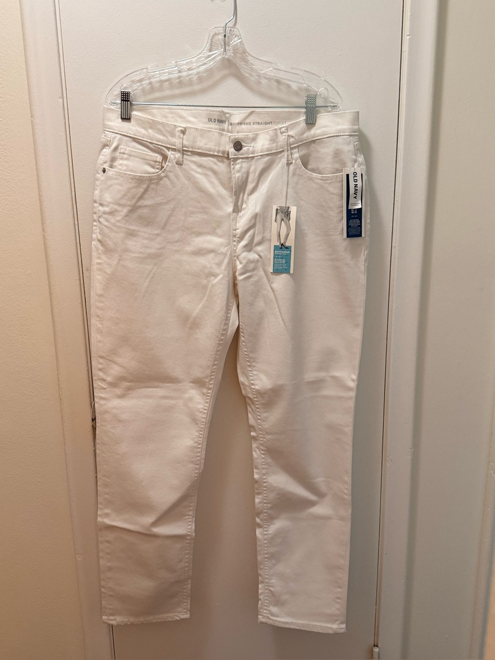 Old Navy White Boyfriend Straight Jeans